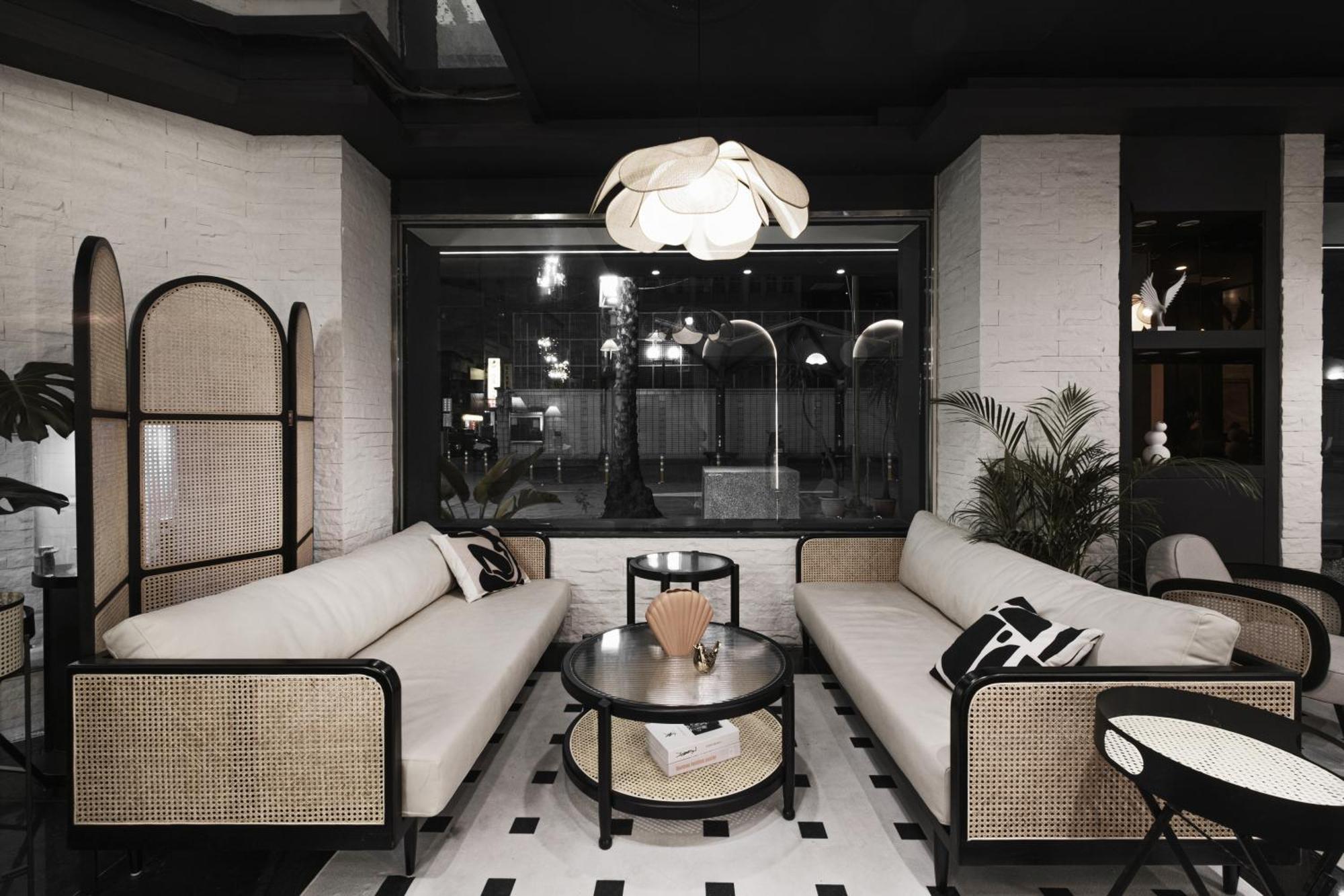 Moon Lake Hotel Taichung Buitenkant foto